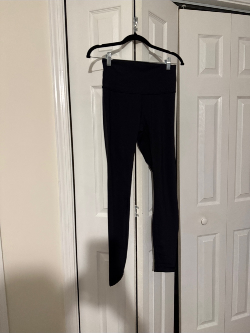 Women’s Black Lululemon High-Waist Active Leggings full length